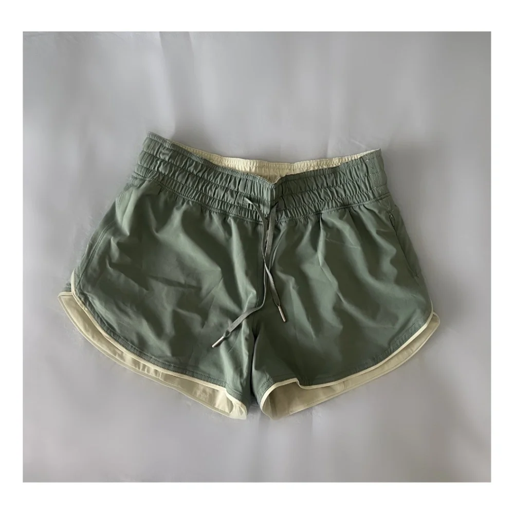 New Lululemon Reversible 3" Choose a Side Short - Picture 5 of 7
